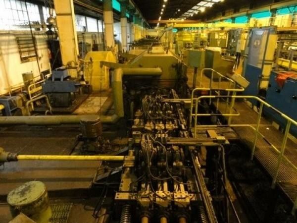 Rolling Force Up To 4500KN Cold Pilger Extrusion Mill Cocok untuk memproduksi tabung kekuatan tinggi dan bentuk logam yang kompleks